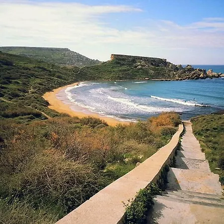 Apartment Carlo Manche Street. .malta